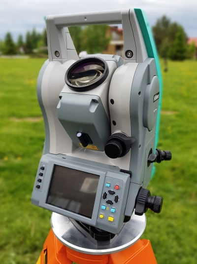 NikonXF 5